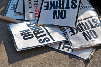 New York public defenders return to work after weeklong strike