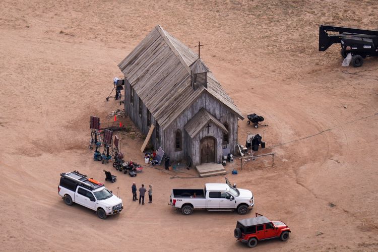 Judge tosses most of Alec Baldwin’s claims against prosecutors over ‘Rust’ shooting