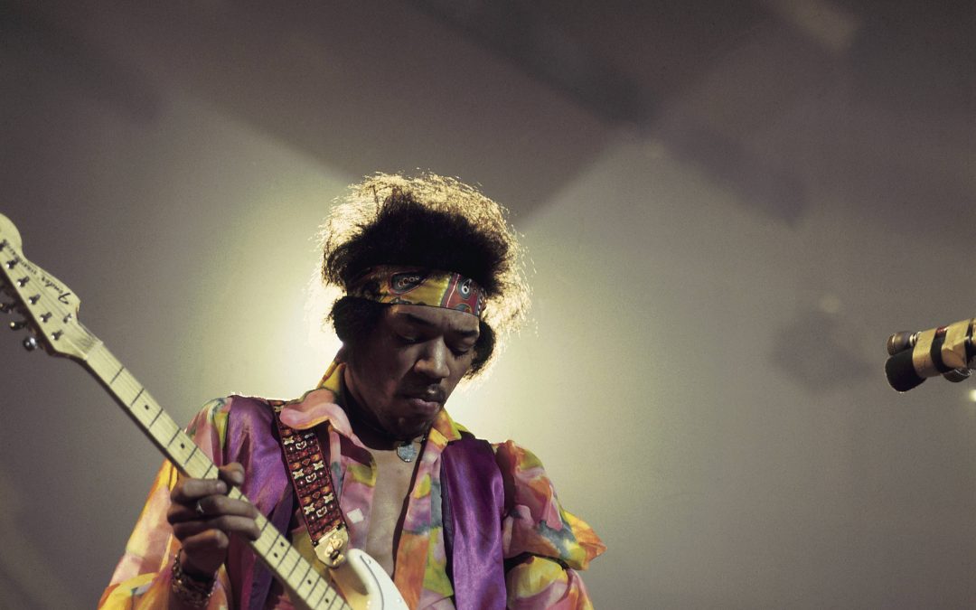 Fender warns guitar makers to stop producing Stratocaster look-a-likes